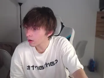 heyskylar – webcam model profile photo Image 13