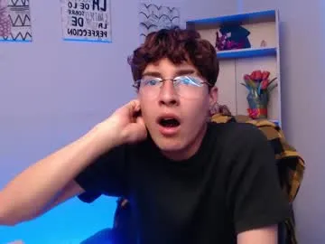 realtryit – webcam model profile photo Image 12