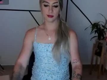 realtryit – webcam model profile photo Image 12