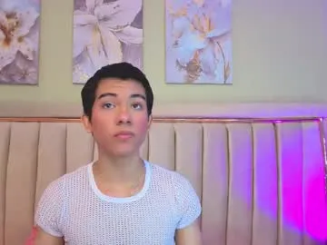 wet_dreamm22 – webcam model profile photo Image 12