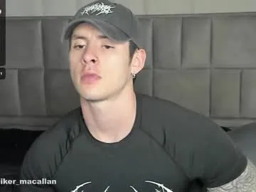 sexy_hot_friends_ – webcam model profile photo Image 5