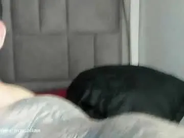 sexy_hot_friends_ – webcam model profile photo Image 7