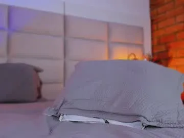 kulitoputi – webcam model profile photo Image 18