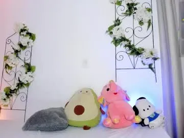 katarasimon – webcam model profile photo Image 13