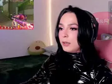 katarasimon – webcam model profile photo Image 3