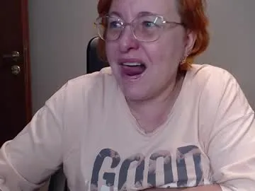 joannaandneighbour – webcam model profile photo Image 4