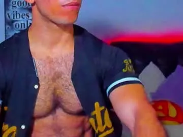 lora_lifelover – webcam model profile photo Image 7