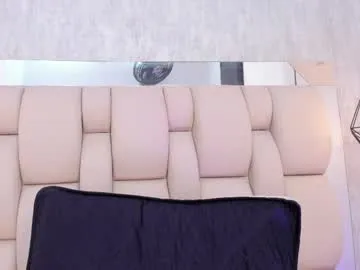 ashley_jones9 – webcam model profile photo Image 14