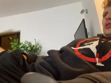 wet_dreamm22 – webcam model profile photo Image 13