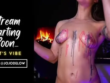 xo_bambi_xo – webcam model profile photo Image 4