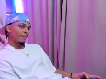 rose_monarch – webcam model profile photo Image 18