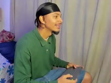 rose_monarch – webcam model profile photo Image 3