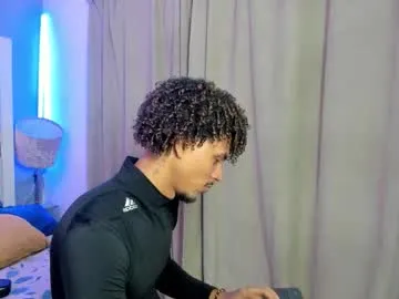 rose_monarch – webcam model profile photo Image 5