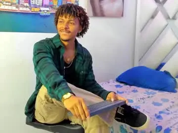 rose_monarch – webcam model profile photo Image 6