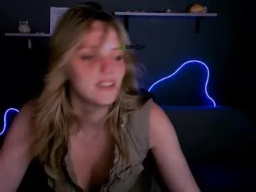 jenniekitty – webcam model profile photo Image 3