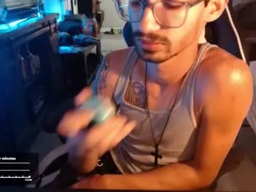 petites_perles – webcam model profile photo Image 13