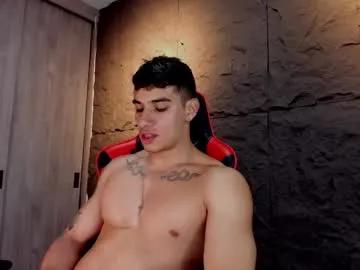 lora_lifelover – webcam model profile photo Image 3