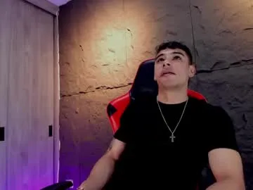 lora_lifelover – webcam model profile photo Image 7