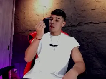 lora_lifelover – webcam model profile photo Image 9