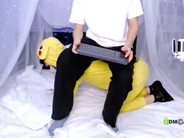 _bustylucianaa_ – webcam model profile photo Image 8