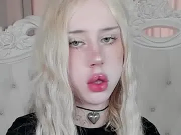 xaevynne – webcam model profile photo Image 11