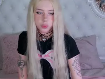 xaevynne – webcam model profile photo Image 14