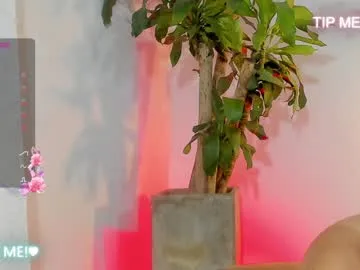 juanmiiss – webcam model profile photo