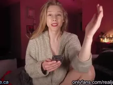 pingrose1 – webcam model profile photo Image 2