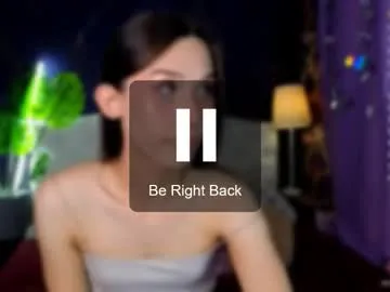 iriisfeitan – webcam model profile photo Image 6