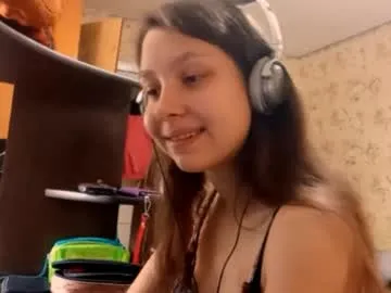 super_huge_boobs – webcam model profile photo Image 7