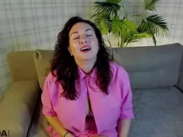 mazymayes – webcam model profile photo Image 11