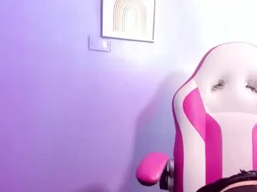 katie_dierse – webcam model profile photo Image 16