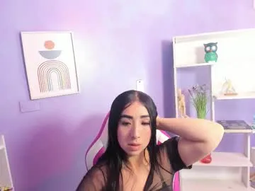 katie_dierse – webcam model profile photo Image 6