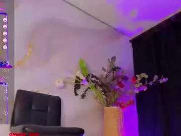 loving_ladies – webcam model profile photo Image 19