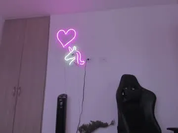 karodu – webcam model profile photo