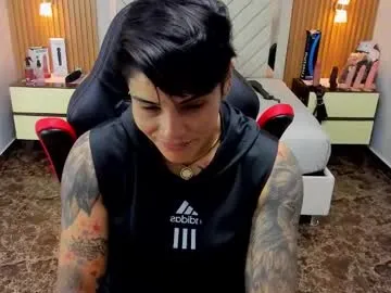 nicky_1824 – webcam model profile photo Image 15