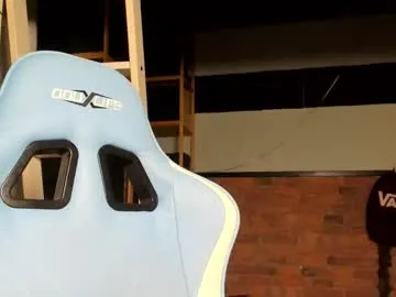 sexy_hot_friends_ – webcam model profile photo Image 11