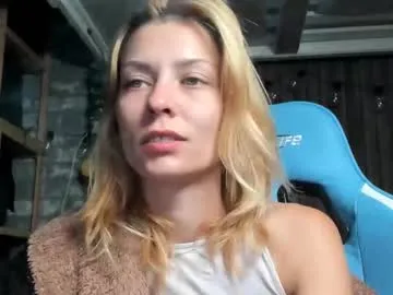 sexy_hot_friends_ – webcam model profile photo Image 17