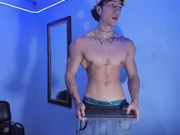 pollyyypocket – webcam model profile photo Image 14