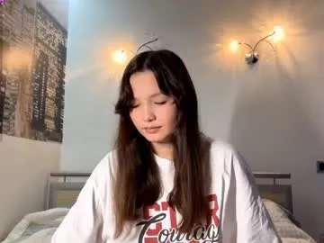 lilly_colins – webcam model profile photo Image 12