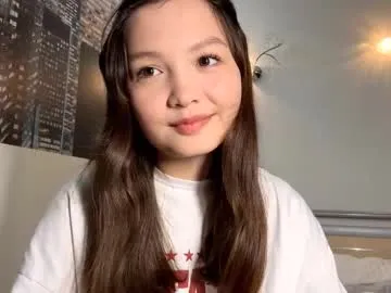 lilly_colins – webcam model profile photo Image 4