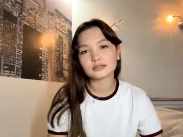 lilly_colins – webcam model profile photo Image 5