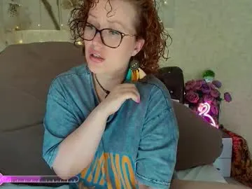 emiilycampbell – webcam model profile photo Image 9