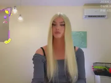 pinkypuppa – webcam model profile photo Image 14