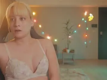 kristalina5 – webcam model profile photo Image 16