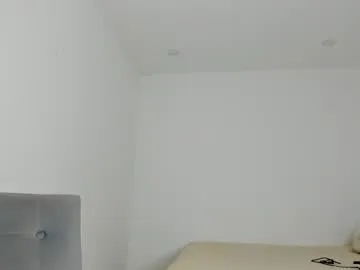 sexxxsirens – webcam model profile photo Image 2