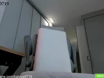 lovely_babyy – webcam model profile photo Image 15