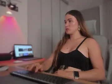 lovely_babyy – webcam model profile photo Image 7