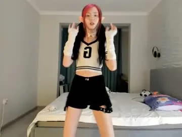 _your_fenka_ – webcam model profile photo Image 15