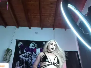 honey_pinkgreen – webcam model profile photo Image 10